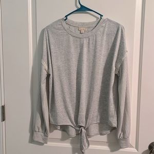 Long sleeve: grey
